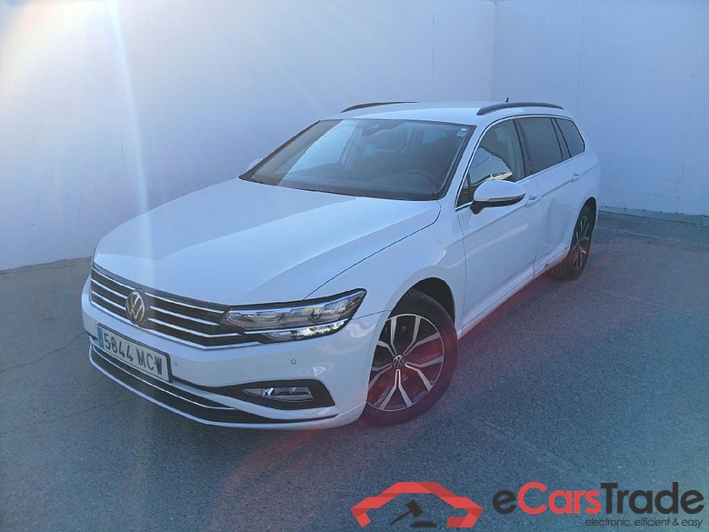 VOLKSWAGEN Passat / 2019 / 5P / familiar Variant Executive 2.0 TDI 110kW DSG