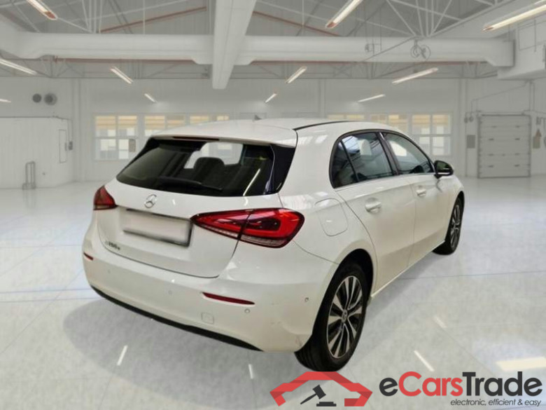 MERCEDES-BENZ CLASSE A / 2018 / 5P / BERLINA A 250 E PLUG-IN HYBRID AUTO BUS EXTRA #2