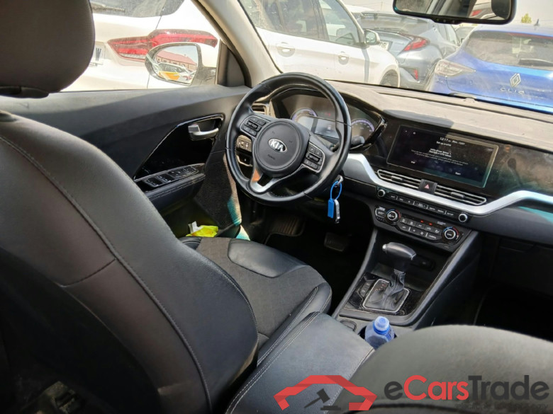 KIA Niro / 2019 / 5P / crossover 1.6 GDi HEV 104kW (141CV) Drive #3