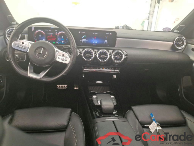 MERCEDES-BENZ CLA Coupe / 2019 / 4P / Coupé CLA 250 e AMG Line #5