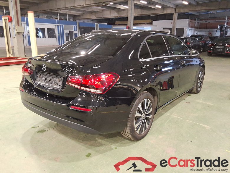 MERCEDES-BENZ A-CLASS LIMOUSINE 1.3 A 250 E BUSINESS SOLUTION DCT #4
