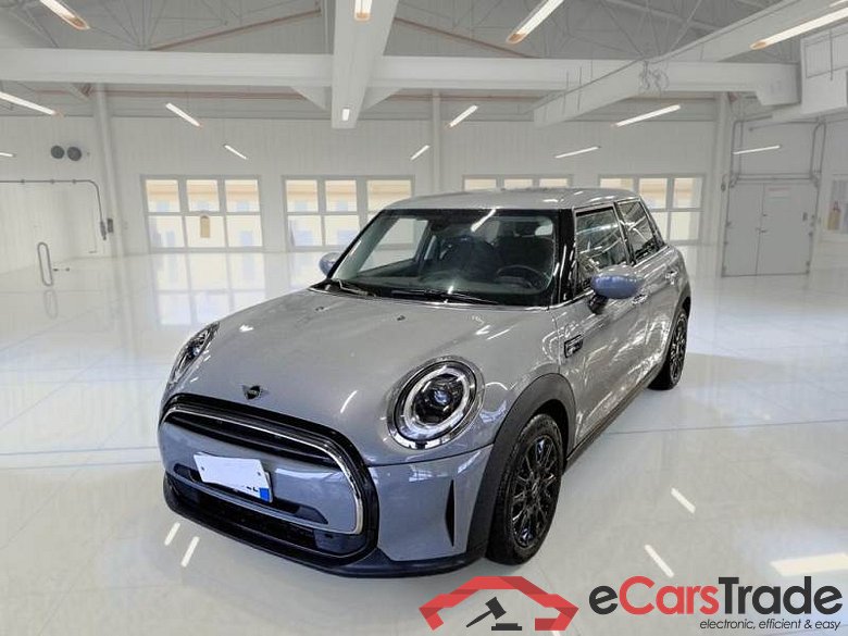 MINI MINI / 2021 / 5P / BERLINA COOPER CAMDEN EDITION AUTO