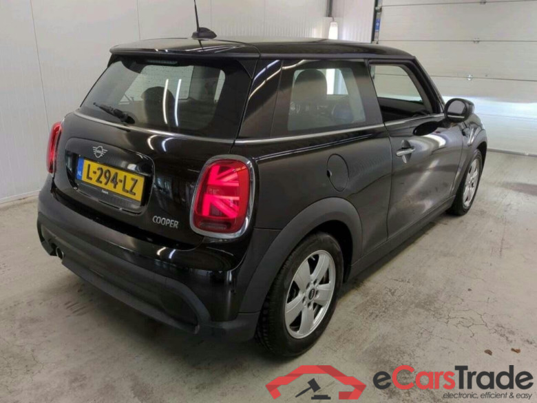 Mini 3-deurs 1.5 Cooper Essential #2