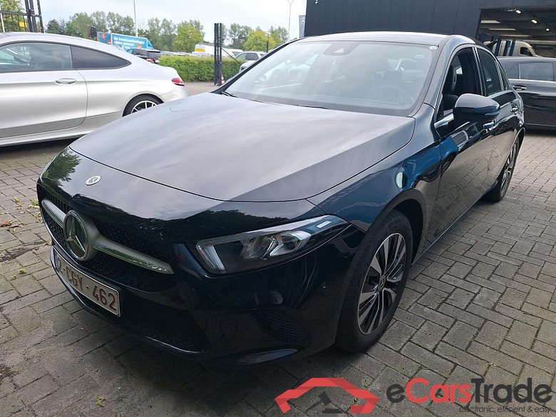 MERCEDES-BENZ A-CLASS LIMOUSINE 1.3 A 250 E BUSINESS SOLUTION DCT