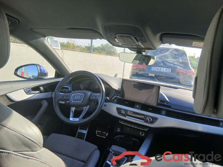 AUDI A5 / 2019 / 5P / berlina con portón S Line 40 TFSI 150kW S tronic Sportback #3