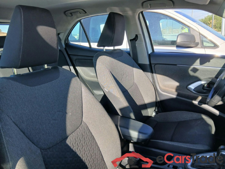 TOYOTA Yaris Cross / 2021 / 5P / todoterreno 1.5 120H Business Plus #6