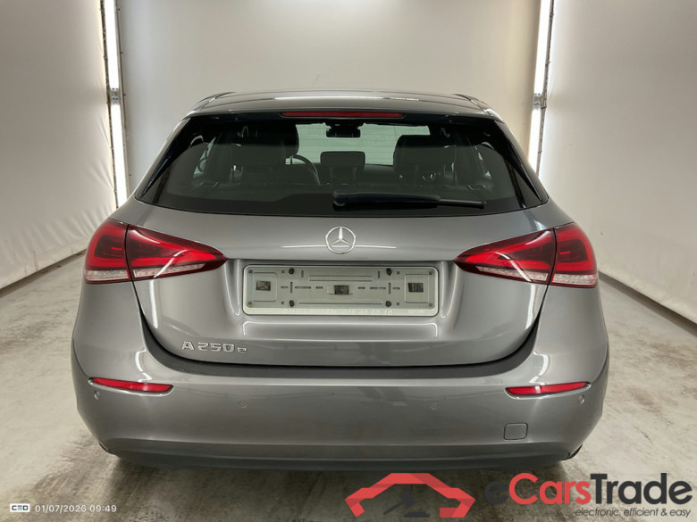 MERCEDES-BENZ A-CLASS 1.3 A 250 E DCT #5