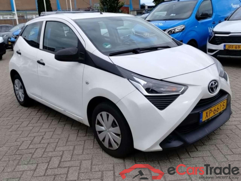 TOYOTA Aygo 1.0 VVT-i x-fun #2