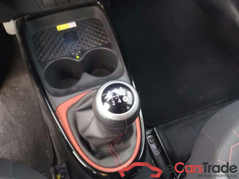 TOYOTA Aygo X 1.0 VVT-i MT #5