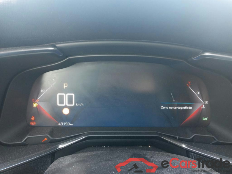 DS DS 7 Crossback / 2017 / 5P / todoterreno BlueHDi DE 96kW (130CV) AT. PERF.LINE #4
