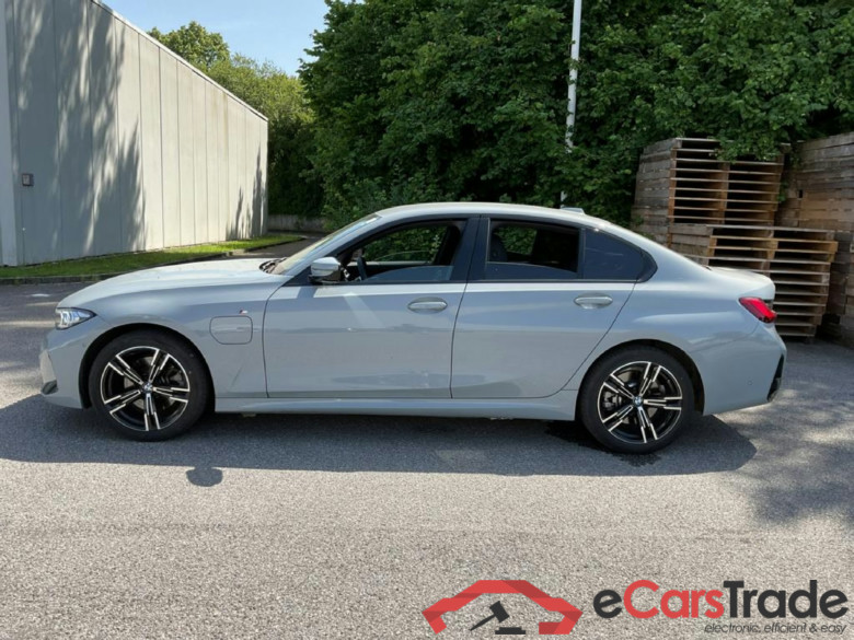 BMW 330 3er - 330e xDrive M Sport (EURO 6e) SOH 100% 2.0 Plugin Hybrid (Benzin) 184hp xDrive #4