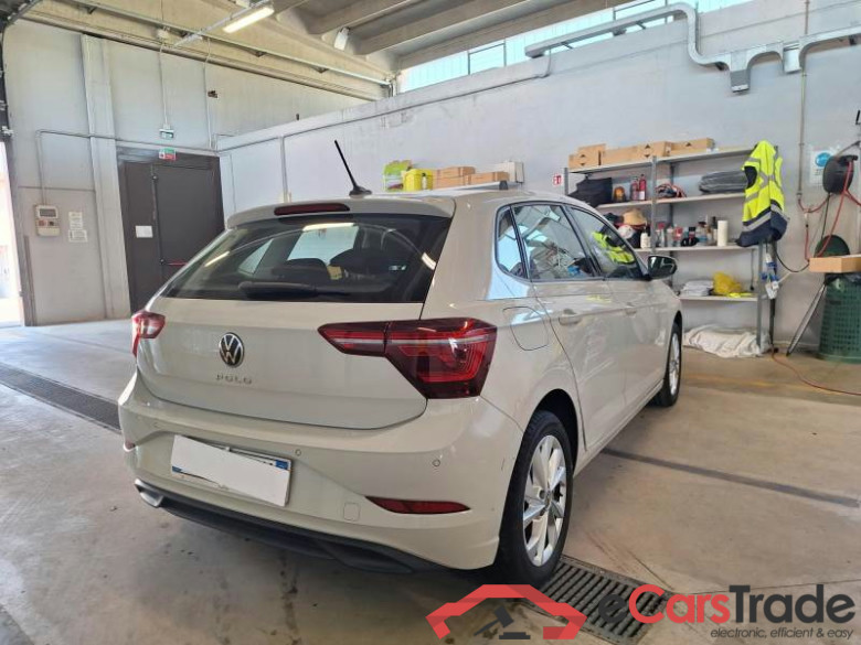 VOLKSWAGEN POLO / 2021 / 5P / BERLINA 1.0 TSI STYLE #2