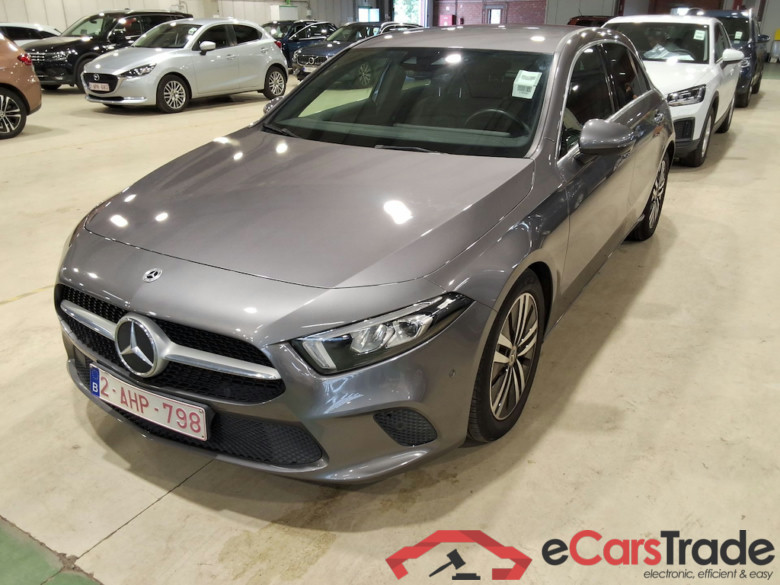 Mercedes A 180d Progressive Aut. LED Widescreen Ambient Navi Sport-Leather KeylessGo Camera Klima PDC ...