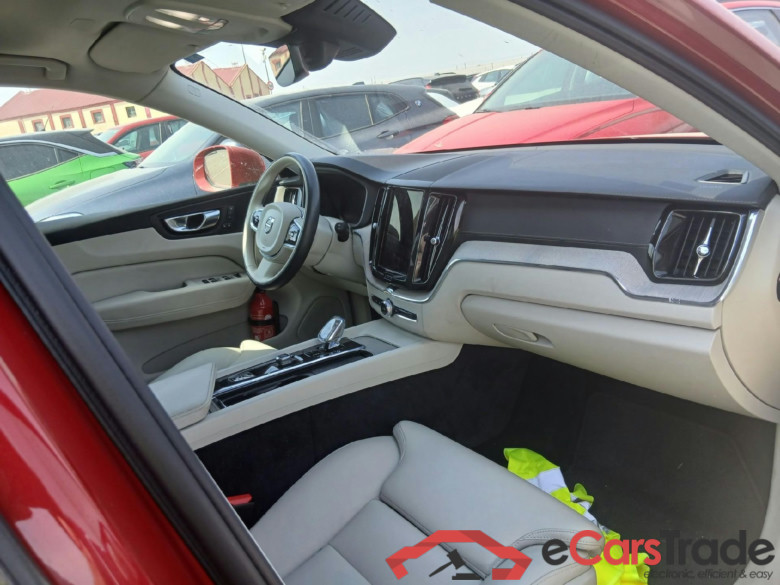 VOLVO XC60 / 2017 / 5P / todoterreno 2.0 B4 D AWD Inscription Auto #6