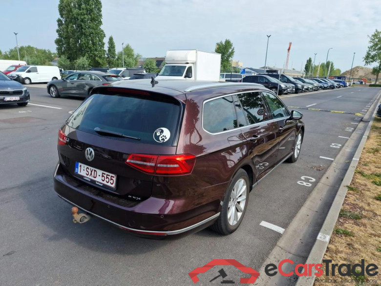 VOLKSWAGEN Passat SW Dsl Passat SW 2.0 CR TDi Highline Business #4