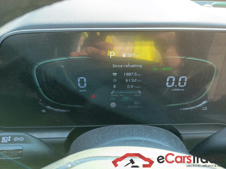 KIA Niro / 2022 / 5P / crossover 1.6 GDi PHEV 135kW (183CV) Drive #4