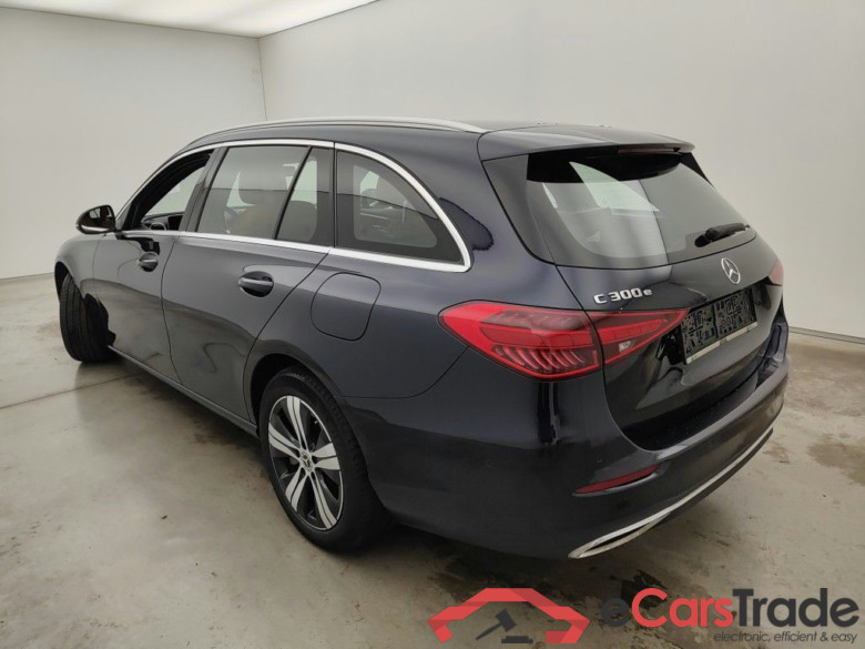 Mercedes-Benz C-Klasse Break C 300 e Luxury Line 5d #3