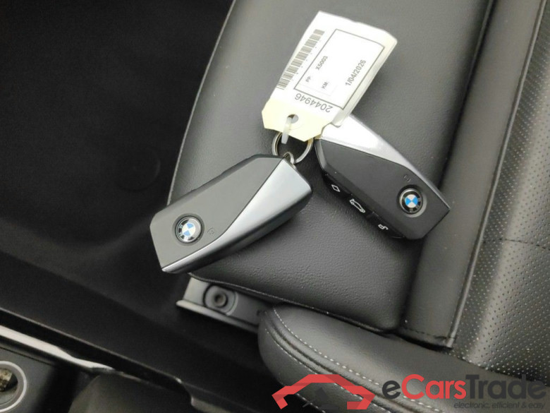 BMW 2 ACTIVE TOURER - 2022 225e xA PHEV 5d #4