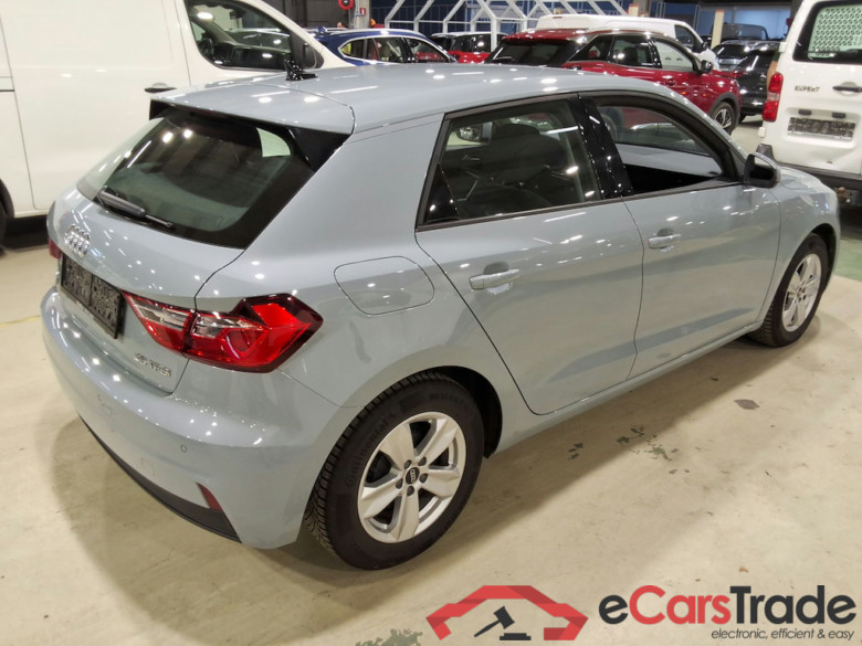 AUDI A1 1.0 25 TFSI ATTRACTION #4