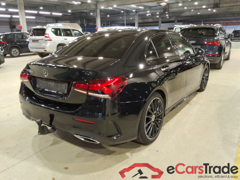 MERCEDES-BENZ CLASS A SEDAN DIESEL (V177) A 200 d #4