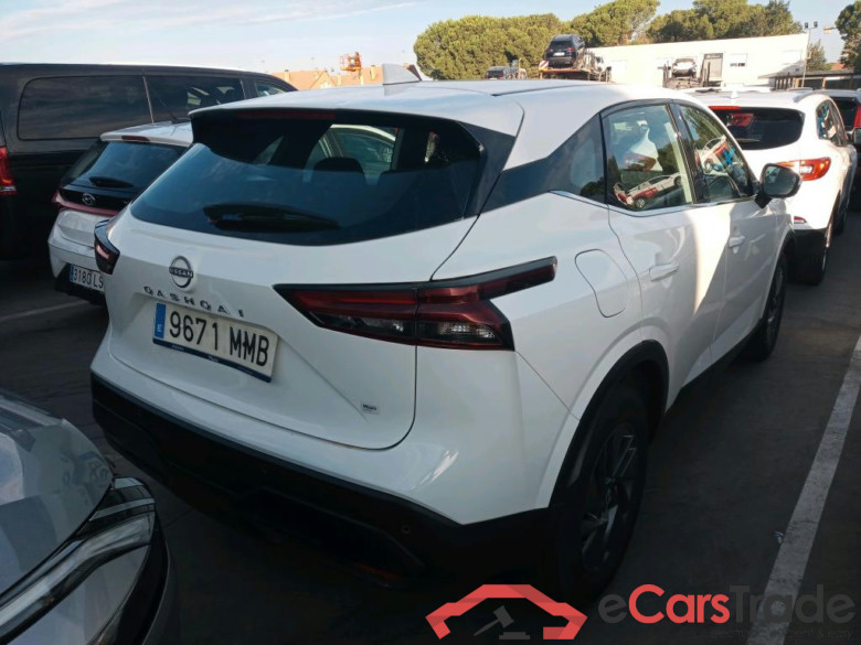NISSAN QASHQAI / 2021 / 5P / todoterreno DIG-T 103kW (140CV) mHEV 4x2 Acenta #2