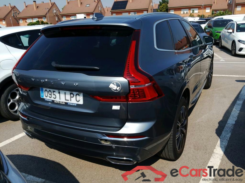VOLVO XC60 / 2017 / 5P / todoterreno 2.0 T6 AWD Recharge Inscription Auto #2