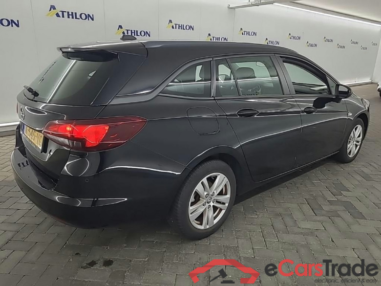 OPEL Astra Sports Tourer 1.2 turbo 81kW Edition 5D #3