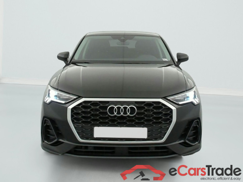 Audi Q3 Sportback Business Line 35 TDI 150 CH S tronic 7 #2