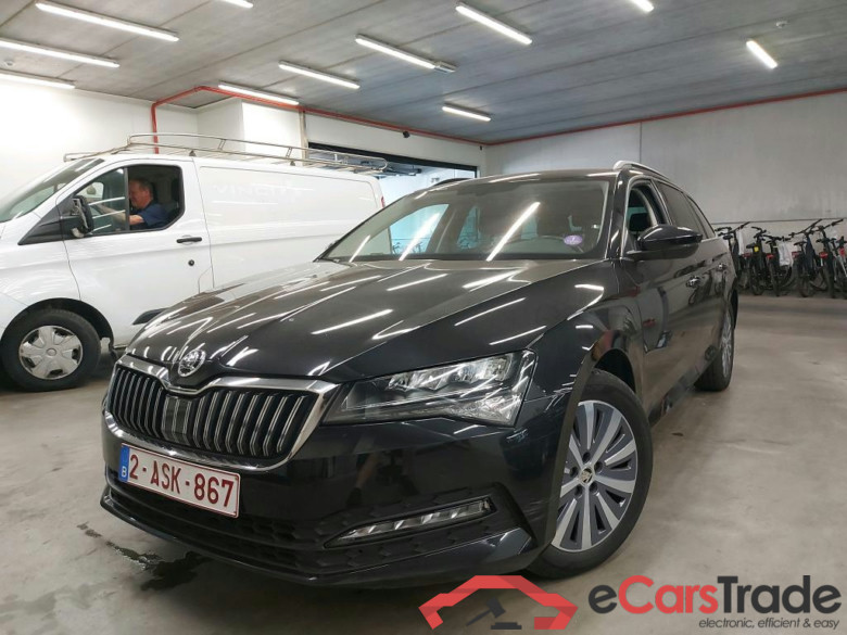 SKODA - SKO SUPERB COMBI TSI ACT 150PK Clever With Leather & Side & Park Assist  * PETROL *