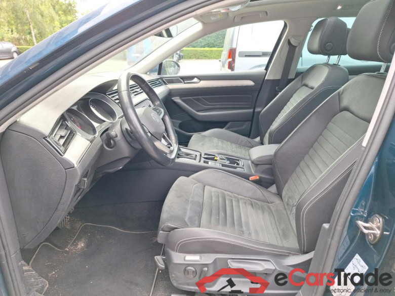 VOLKSWAGEN - VW  PASSAT VARIANT TSI 150PK DSG7 Elegance Business Pack Adventure & Heated Steering Wheel & Travel Assist & Pano Roof & Electric Trailer hook  * PETROL * #3