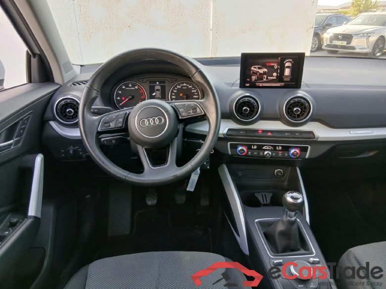 AUDI Q2 / 2016 / 5P / todoterreno Design 30 TFSI 85kW (116CV) (AC) #3
