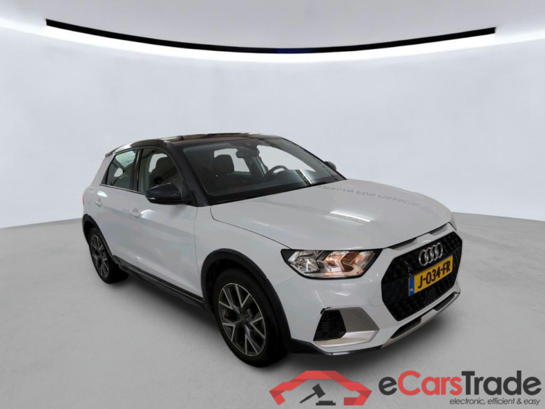 AUDI A1 citycarver 70 kW #3