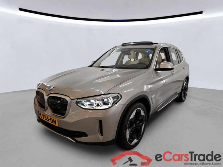 BMW iX3 210 kW #1