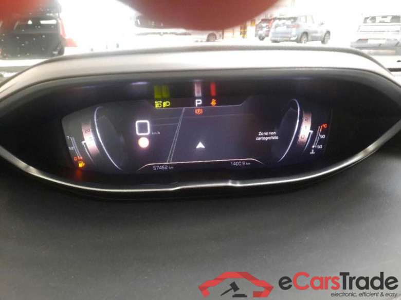 PEUGEOT 3008 / 2020 / 5P / SUV PURETECH TURBO 130 EAT8 GT AUT. #4