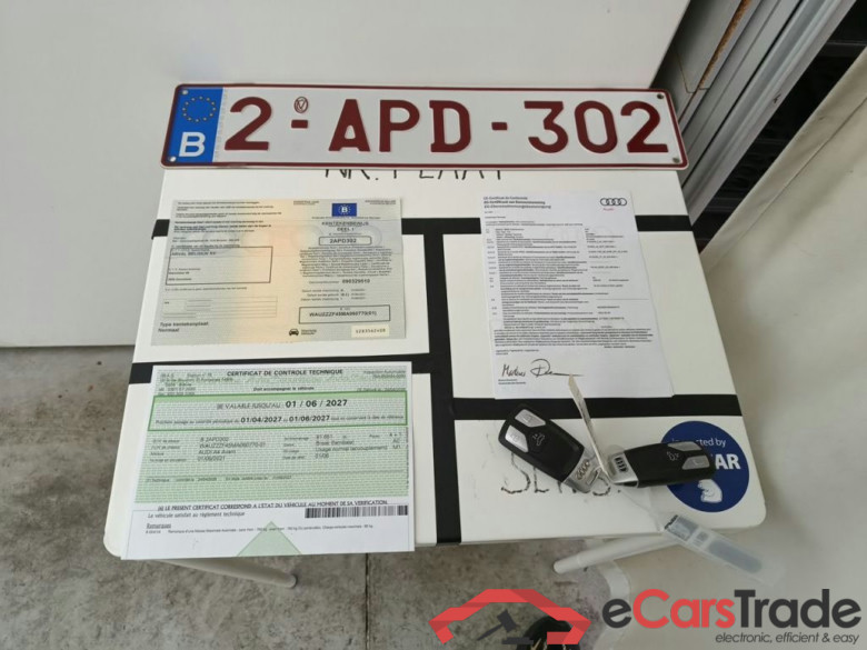 Audi A4 Avant 2.0 30 TDi 100kW S tr Adv Business Ed 5d #4