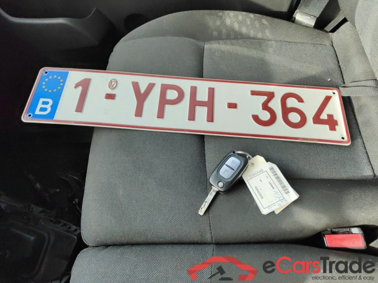 Renault Master L3H2 E. B. dCi 180 - 3.5 AMT G. Confort 4d !!NO COC!! Technical issues !!! #4