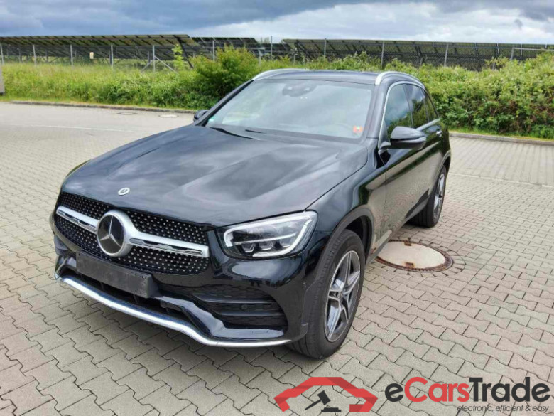 Mercedes-Benz GLC (BM 253)(06.2015->) DE - SUV5 GLC 300 de EU6d, 4Matic AMG Line, (Facelift) 2020 - 2022 #1