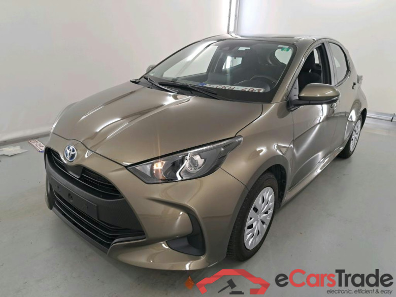 TOYOTA YARIS 1.5 VVT-I HEV DYNAMIC E-CVT #1