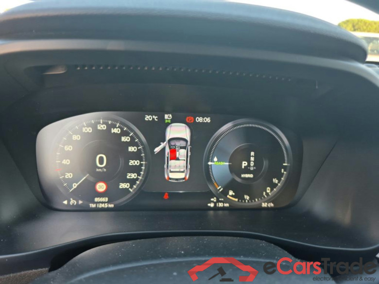 VOLVO XC40 / 2017 / 5P / todoterreno 1.5 T4 Twin Recharge Inscription Ex Auto #4