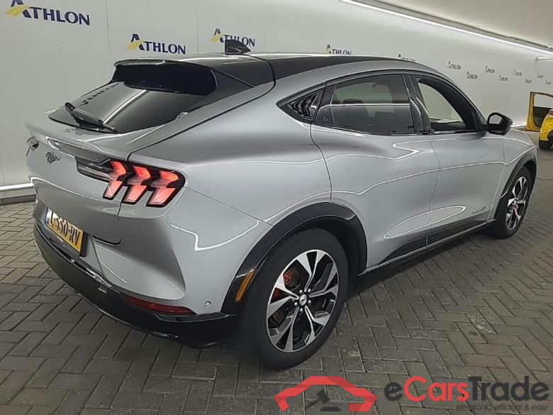 FORD Mustang Mach-E 98kWh Extended Range AWD auto 5D 248kW #3