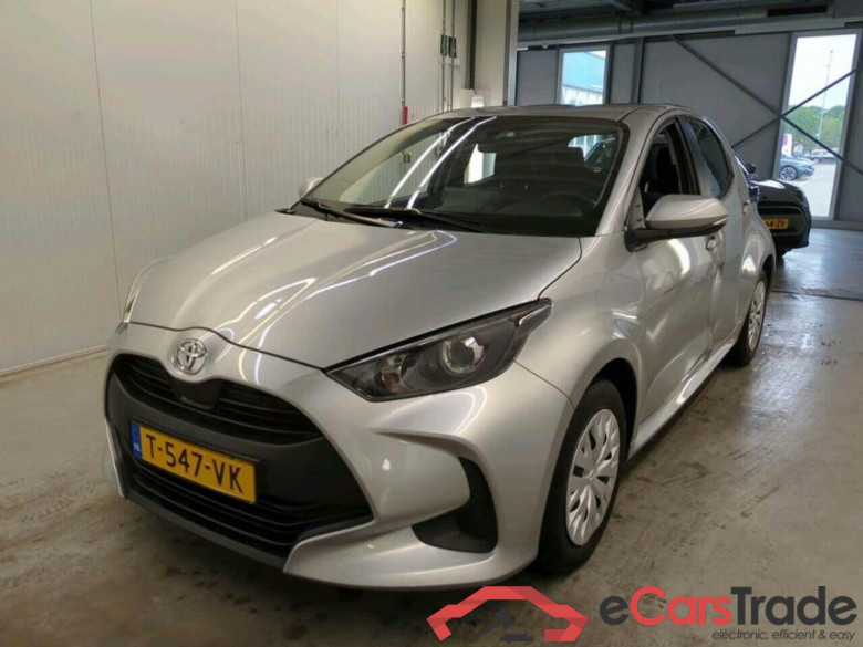 TOYOTA Yaris 1.5 VVT-i Active