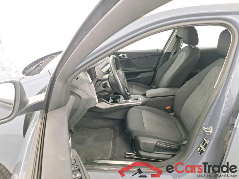 BMW 1 SERIES HATCH 1.5 116IA (80KW) #5