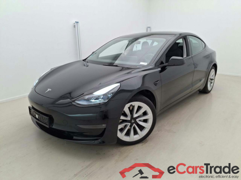 TESLA MODEL 3 LONG RANGE AUTOPILOT #1