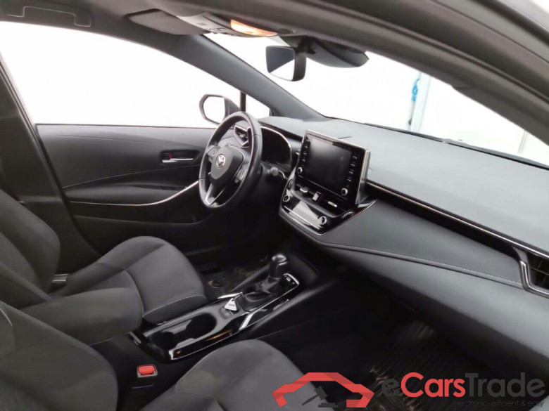 TOYOTA COROLLA 1.8 HYBRID DYNAMIC #3