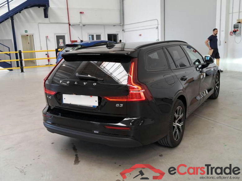 VOLVO V60 / 2019 / 5P / STATION WAGON B3 AUTOM. ESSENTIAL #2
