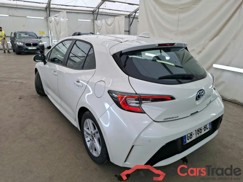 TOYOTA Corolla / 2018 / 5P / Berline Hybride 122h Dynamic Business Stage Acad #2