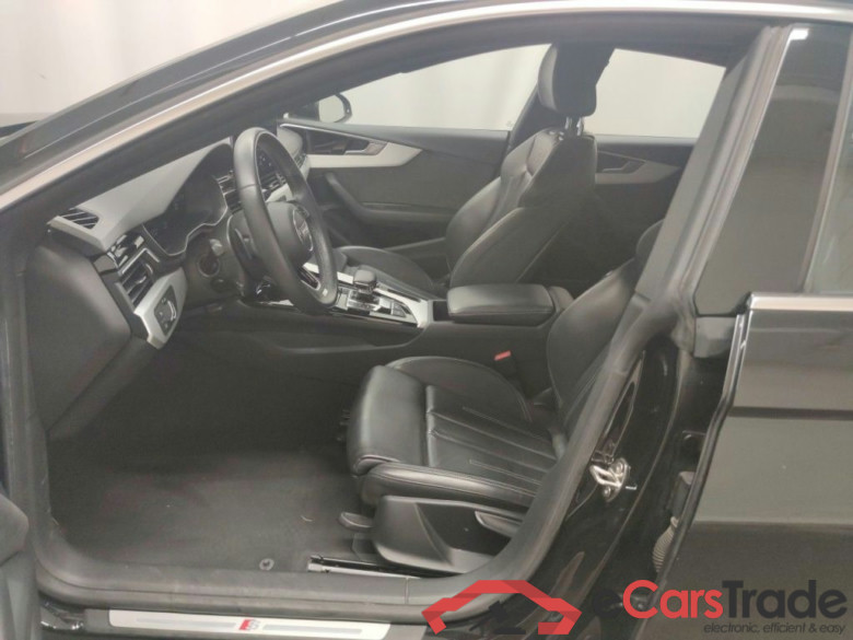 Audi A5 Sportback 30 TDI S tronic Bus. Ed. S Line 5d #3