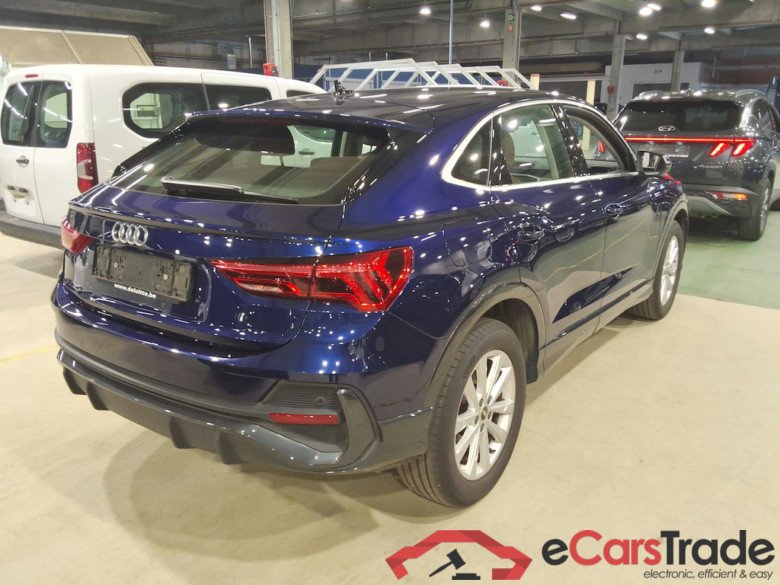 AUDI Q3 Sportback 1.4 45 TFSI E S TRONIC #4