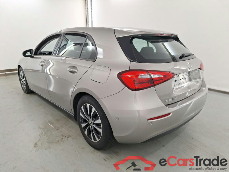 Mercedes A 180d Aut. Widescreen Navi KeylessGo Camera Klima PDC ... #4
