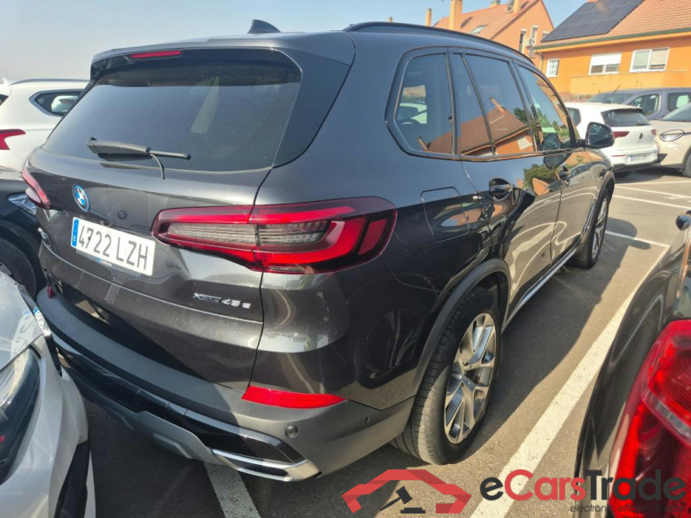 BMW X5 / 2018 / 5P / todoterreno xDrive45e (AC3) #2